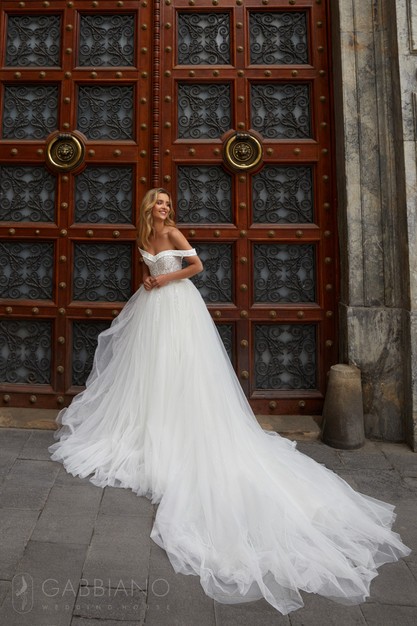 Свадебное платье «Дариэлла»‎ | Свадебный салон GABBIANO в Пензе