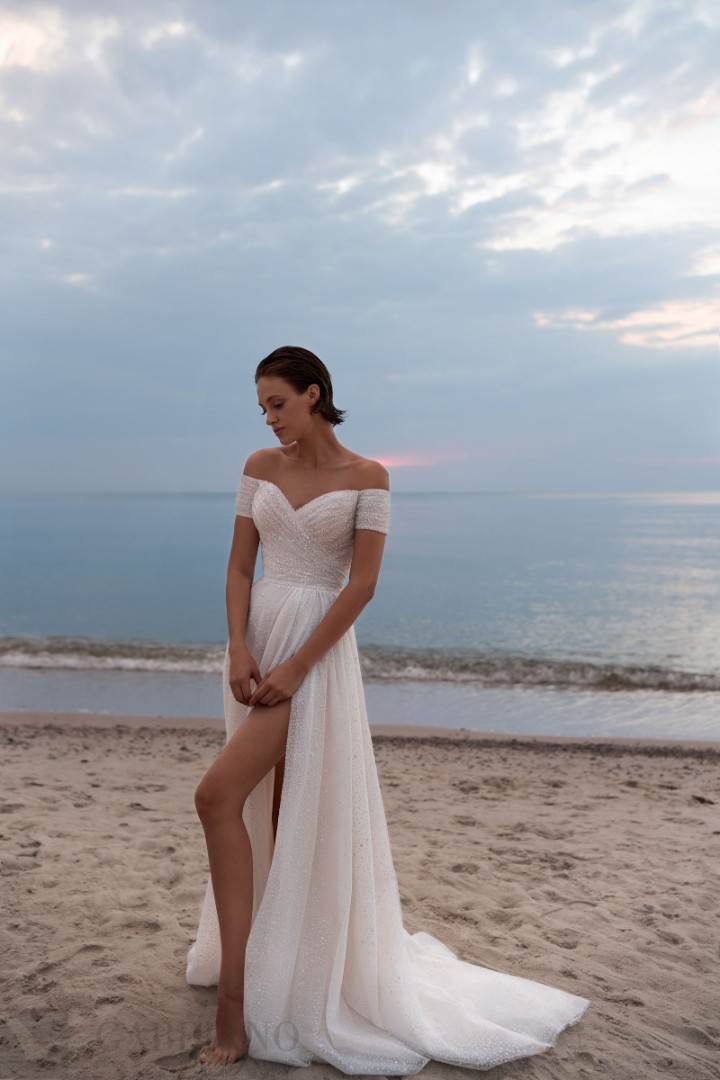 Свадебное платье Алисия А-силуэт , Со шлейфом, 2022 год, Длинное, Легкие 