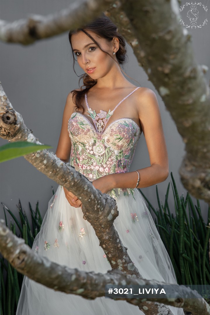 Свадебное платье Ливия А-силуэт , Кружевные 